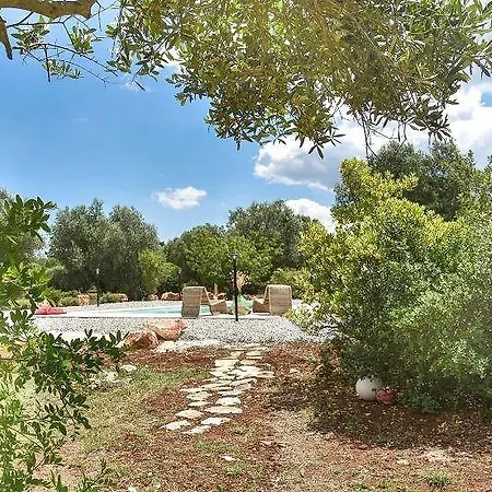 Trulli Primavera Villa *